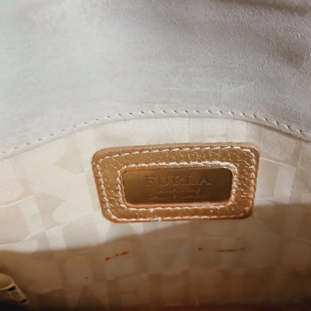 Furla Metallic Effect Leather Clutch/ Hand Bag - Picture 7 of 7
